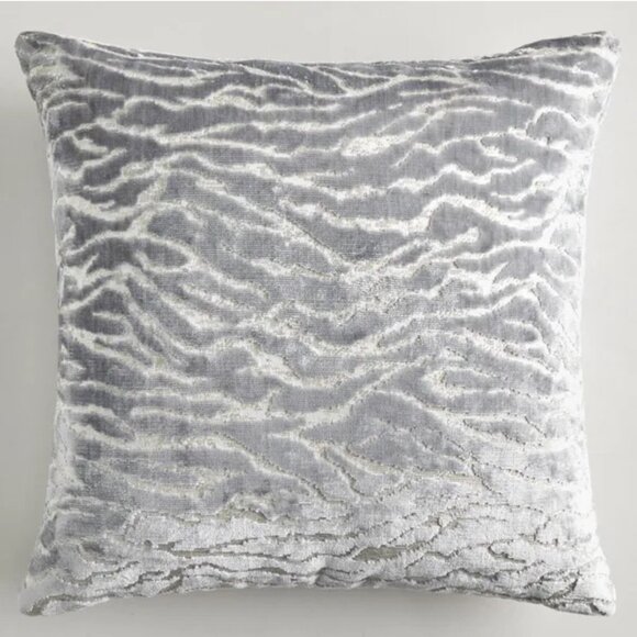 Z Gallerie Pillow Cover Animal Print Gray Velvet 20" Square - Picture 2 of 5